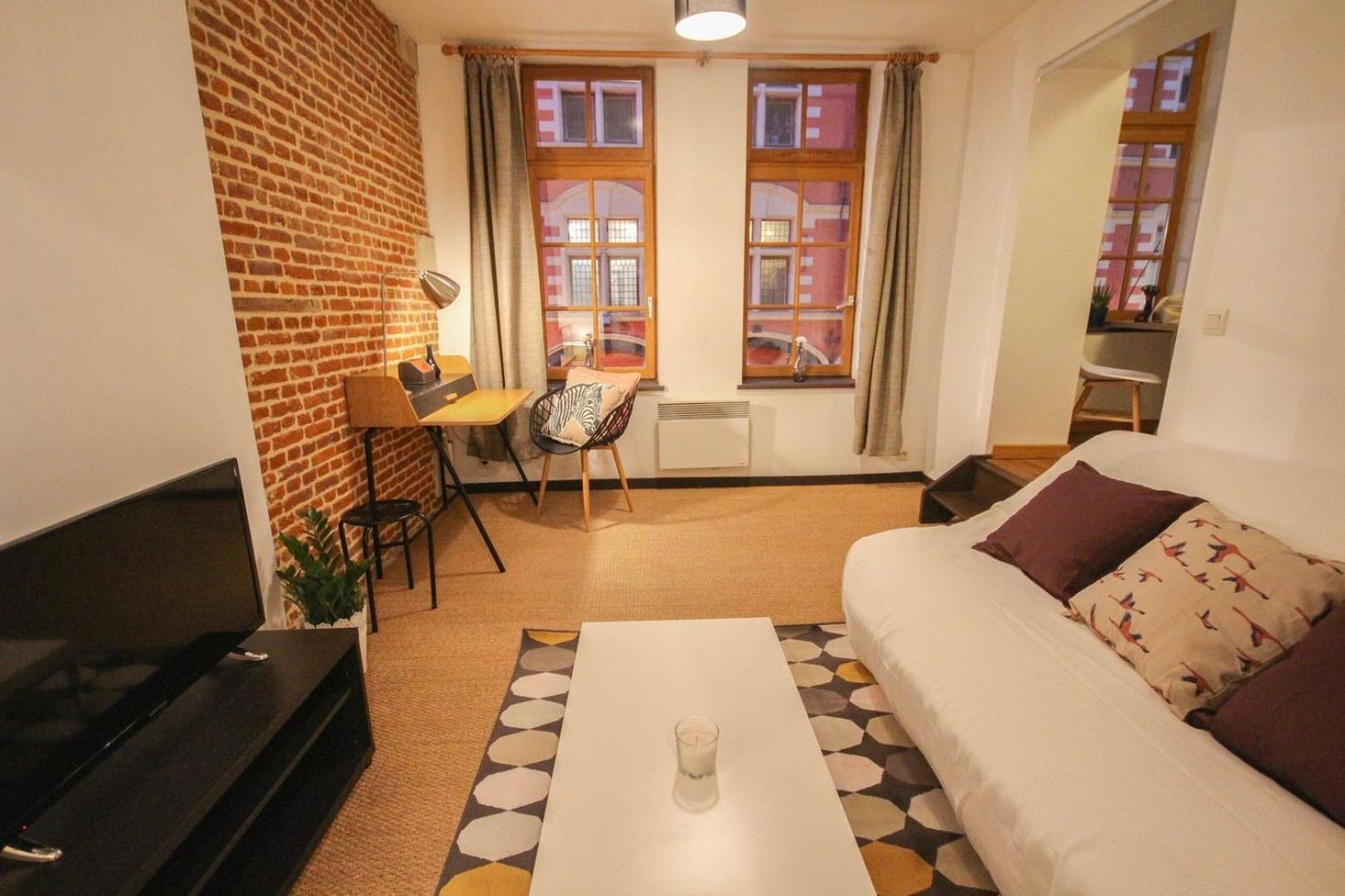 Apartment In A Typical Lille Street Exterior photo